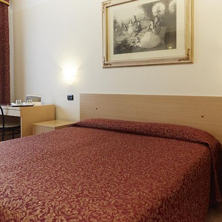 Hotel Villa Adele Marghera Esterno foto