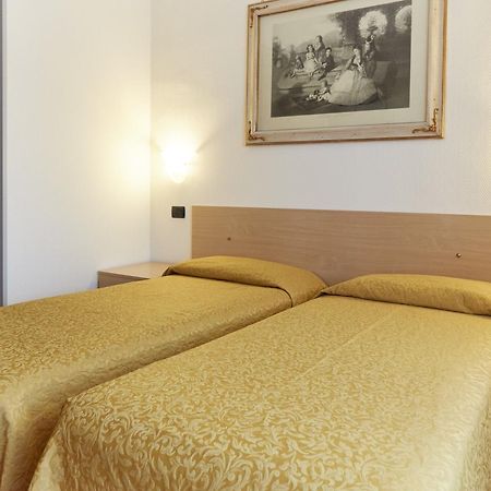 Hotel Villa Adele Marghera Esterno foto