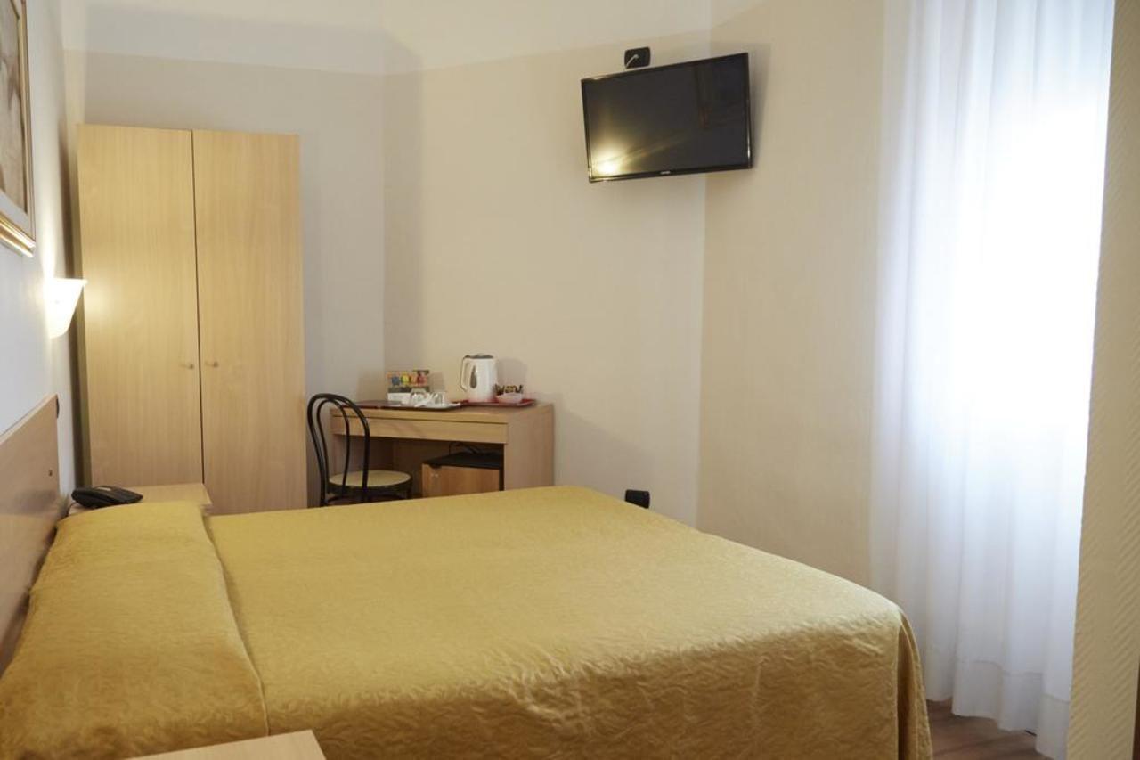 Hotel Villa Adele Marghera Esterno foto
