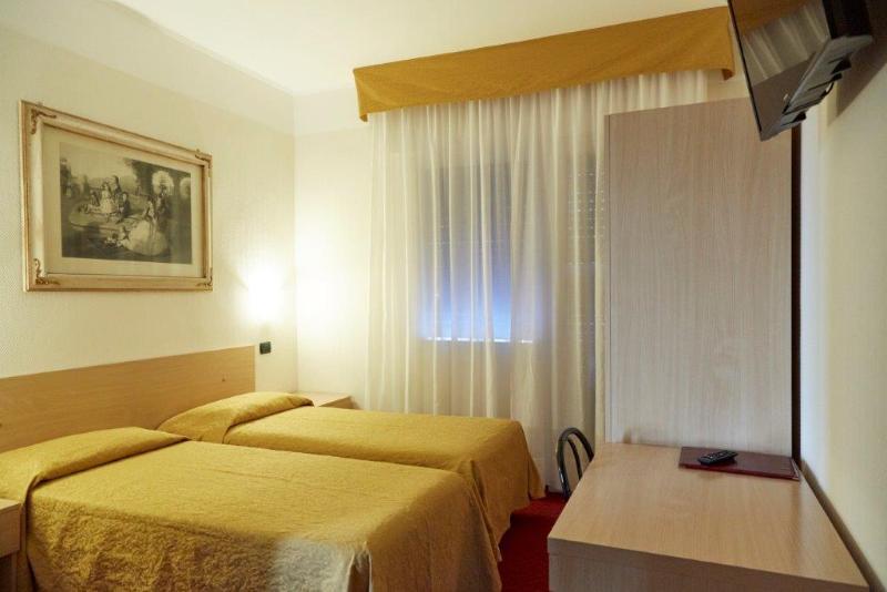 Hotel Villa Adele Marghera Esterno foto