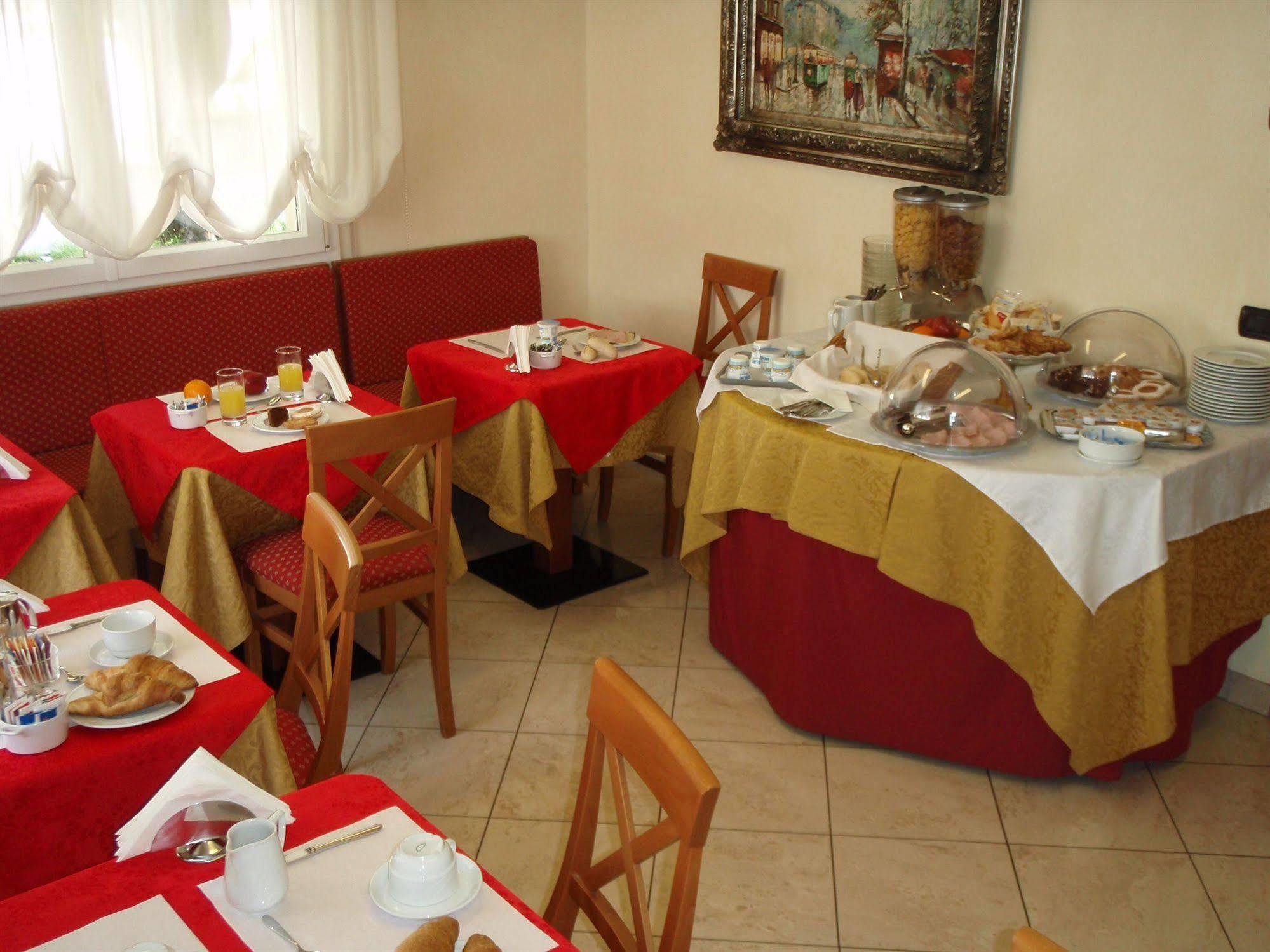 Hotel Villa Adele Marghera Esterno foto
