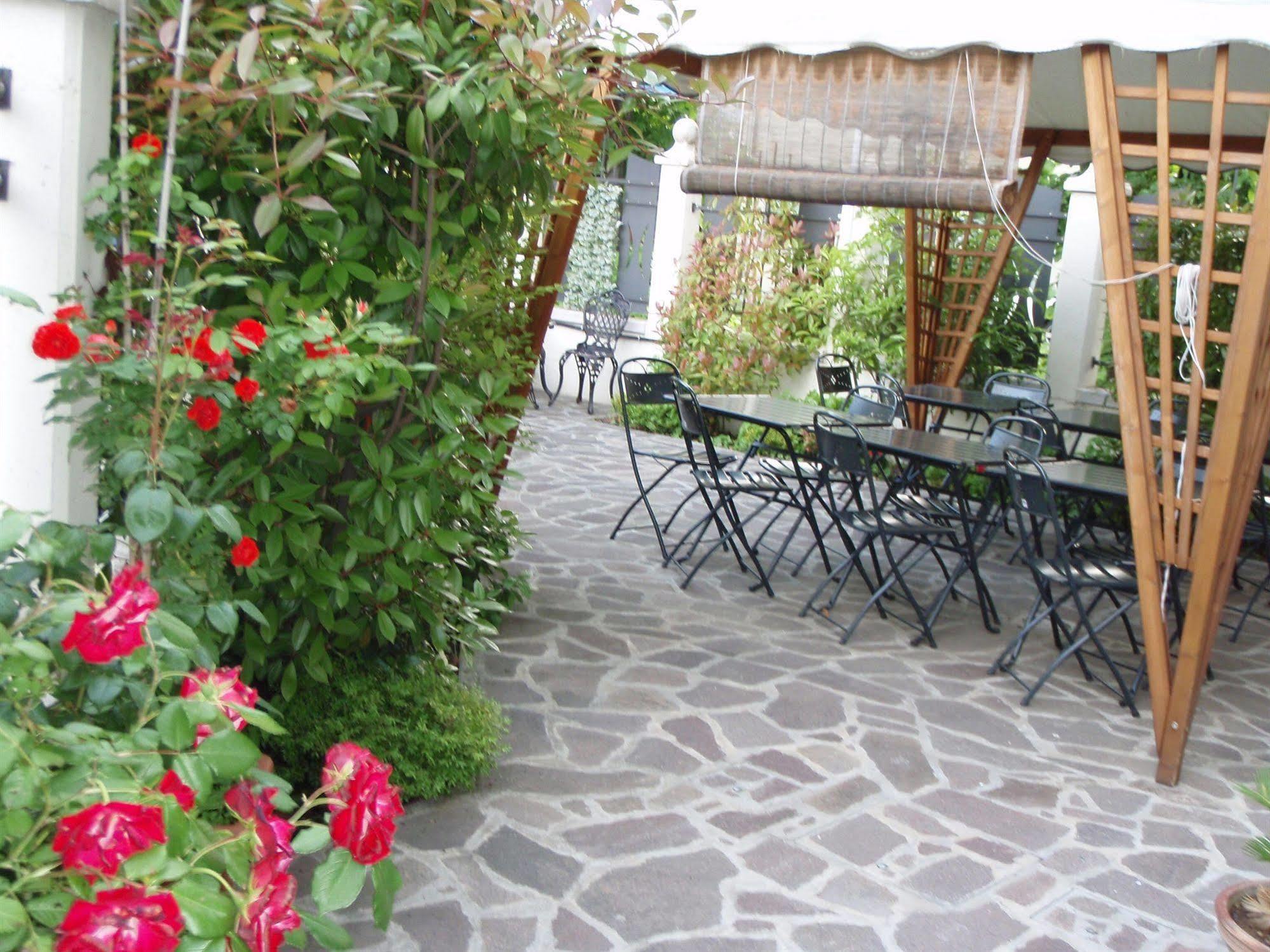 Hotel Villa Adele Marghera Esterno foto