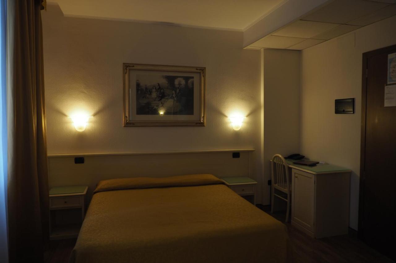 Hotel Villa Adele Marghera Esterno foto